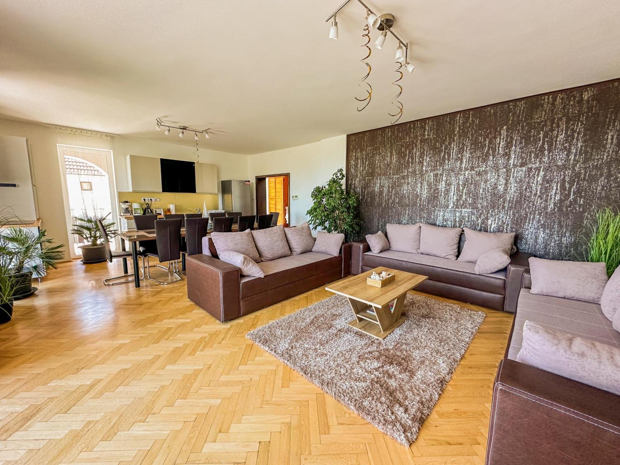 Aranyeso Apartmanhazak No.1 Balatonalmádi Exterior photo